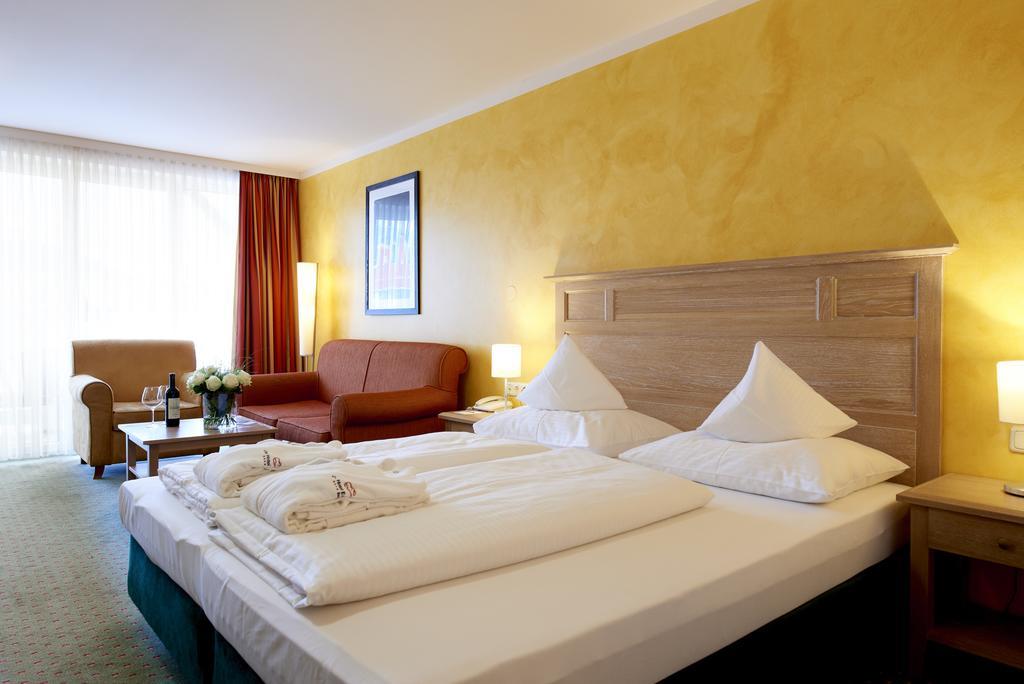 Das Hotel Eden - Das Aktiv- & Wohlfuehlhotel In Tirol Auf 1200M Hoehe Seefeld no Tirol Exterior foto